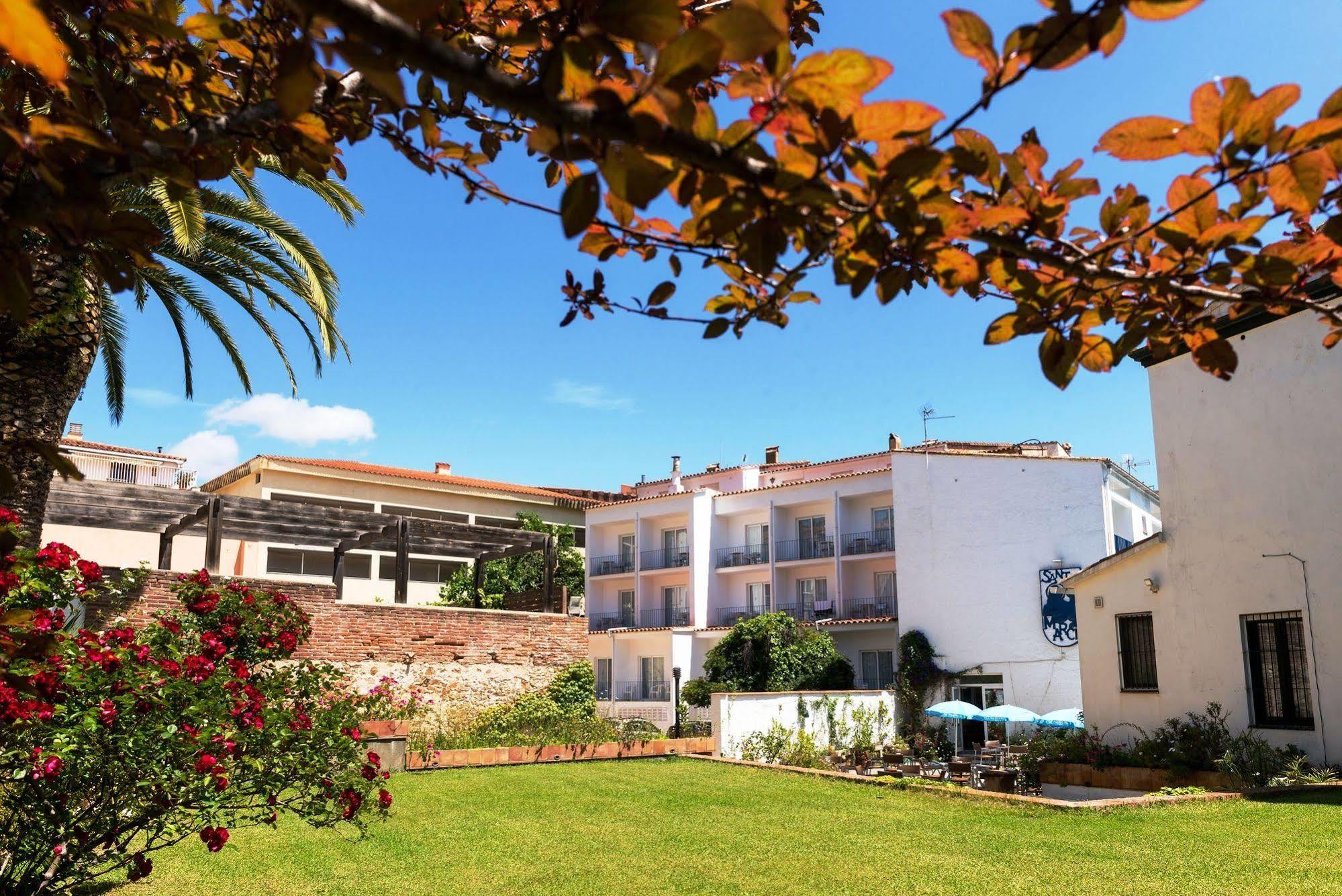Hotel Sant March توسا ذي مار المظهر الخارجي الصورة