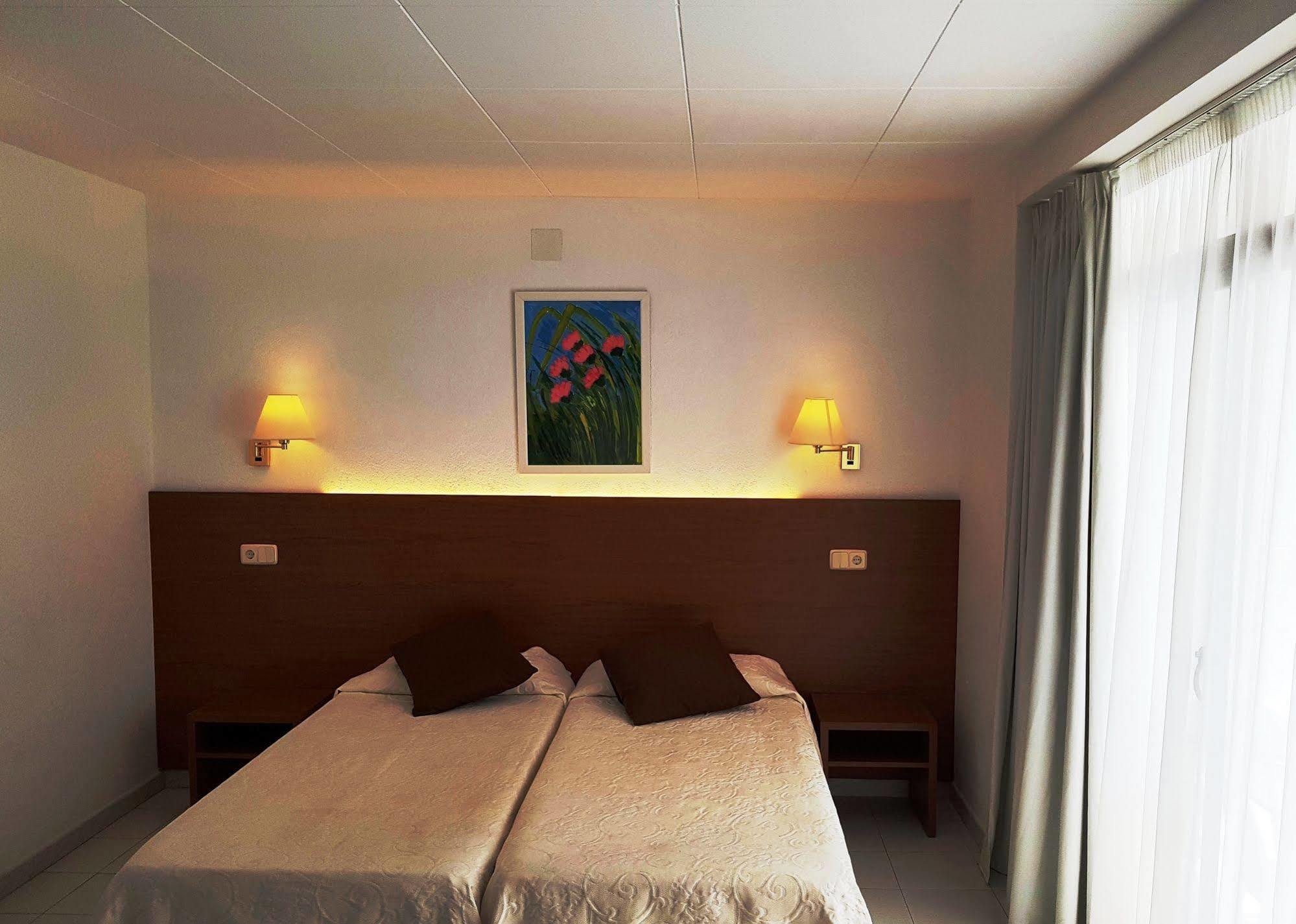 Hotel Sant March توسا ذي مار المظهر الخارجي الصورة